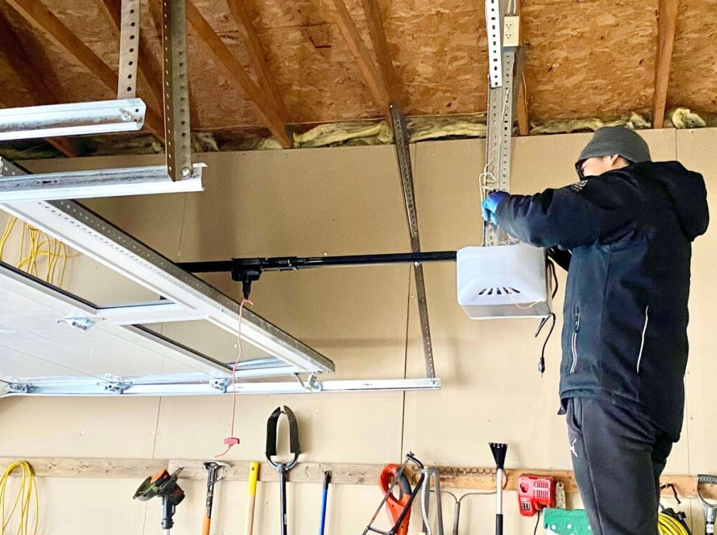 Seasonal Garage Door Maintenance & Tune-Ups