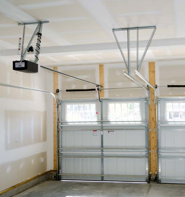 Smart Wi-Fi & Solar-Compatible Garage Door Opener Integration